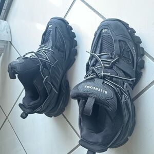 Balenciaga truck unisex